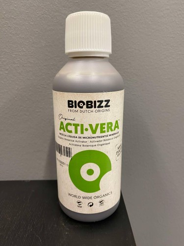 Biobizz-Acti-Vera- Naturalny-Stymulator-Roślin.jpg